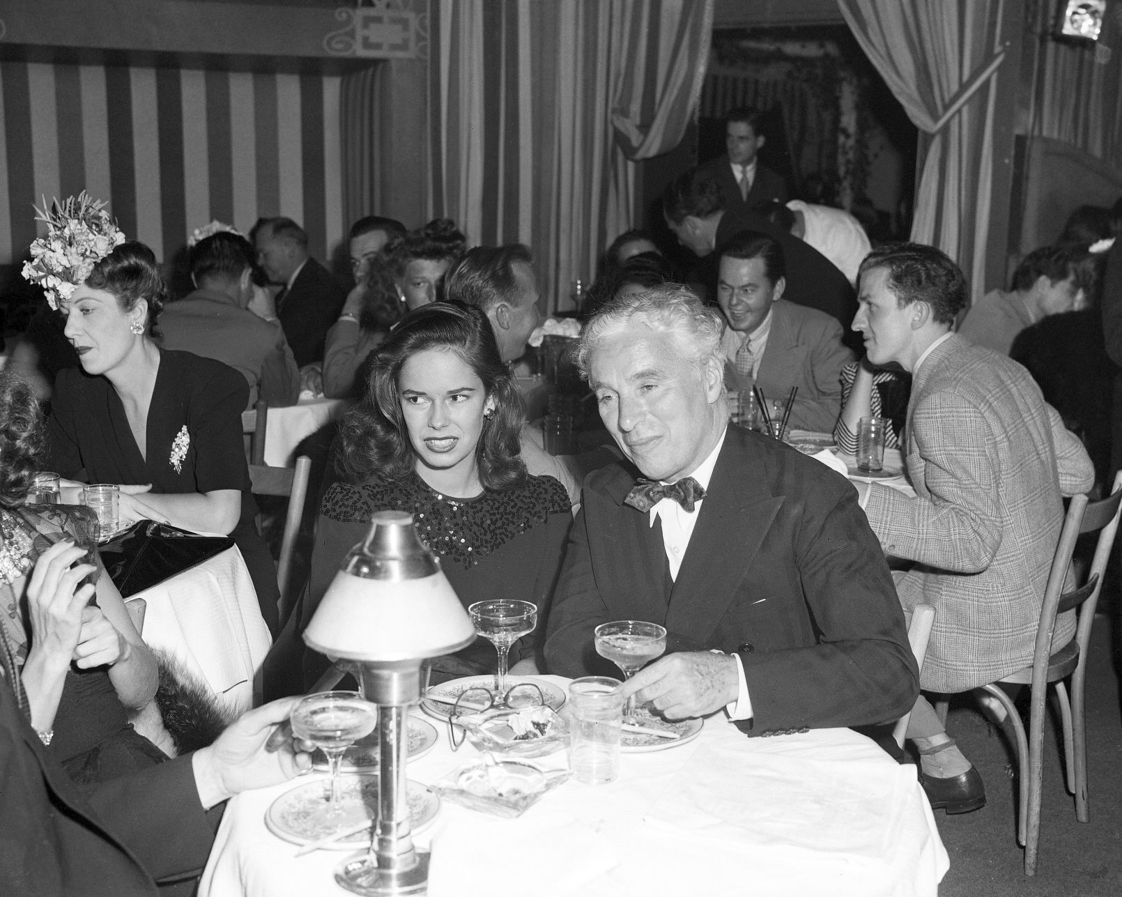 1943: Chaplin O'Neill